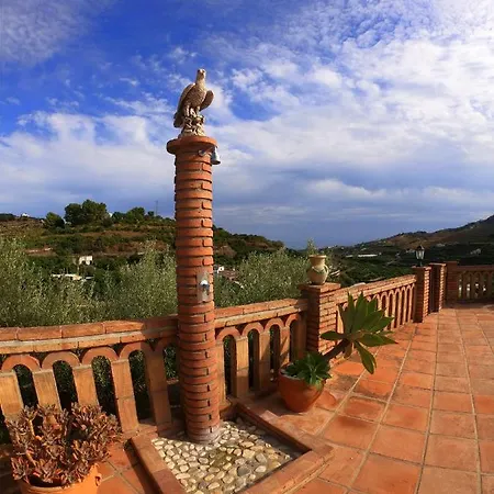 Casa La Araucaria Frigiliana