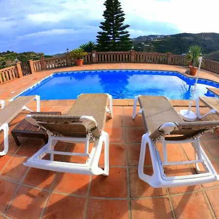 Casa La Araucaria Frigiliana